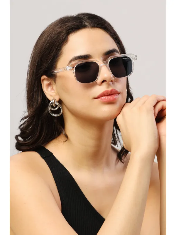 UV_Protected_White_Black_Wayfarer_Sunglasses_For_Men_&_Women