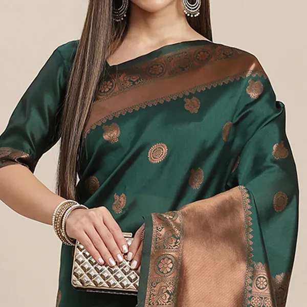Green_Woven_Kanjivaram_Silk_Saree_with_Saree_Cover