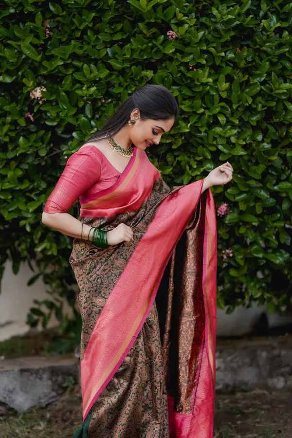 DARK_GREEN_PURE_BANARASI_SAREE