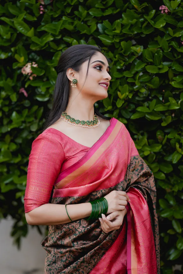 DARK_GREEN_PURE_BANARASI_SAREE