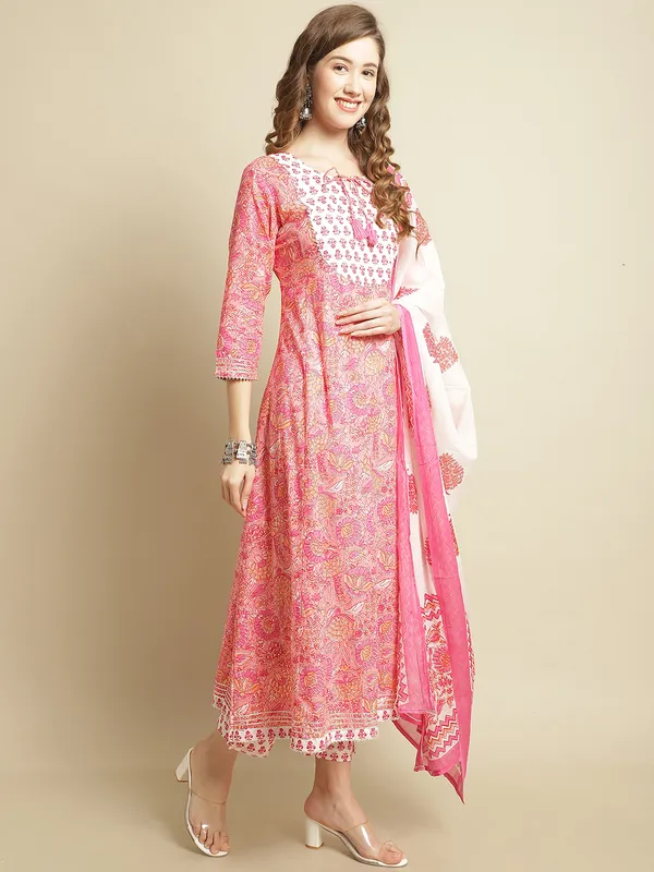 Pink_Pure_Cotton_Floral_Anarkali_Flair_Suit_Set