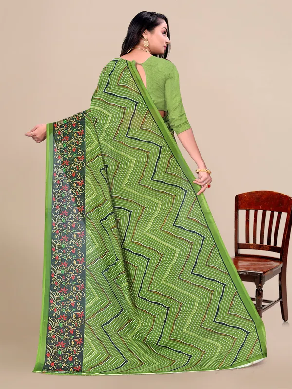 Rekha_Maniyar_Women's_Georgette_Fancy_Printed_Saree_With_Unstitched_Blosue