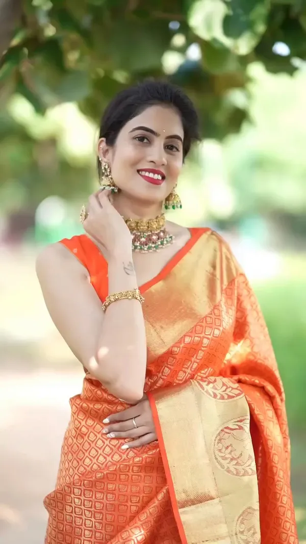 Orange_Banarasi_Silk_Zari_Saree_with_Blouse_Piece_For_Women