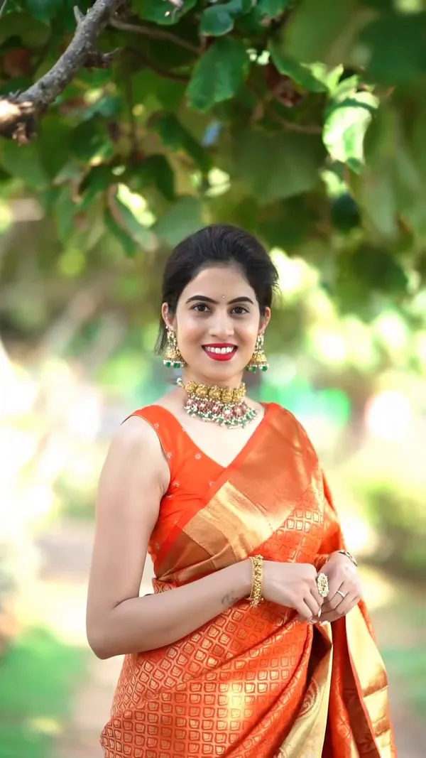 Orange_Banarasi_Silk_Zari_Saree_with_Blouse_Piece_For_Women