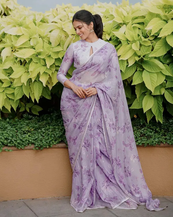 Amaya_Lilac_Floral_Printed_Organza_Saree