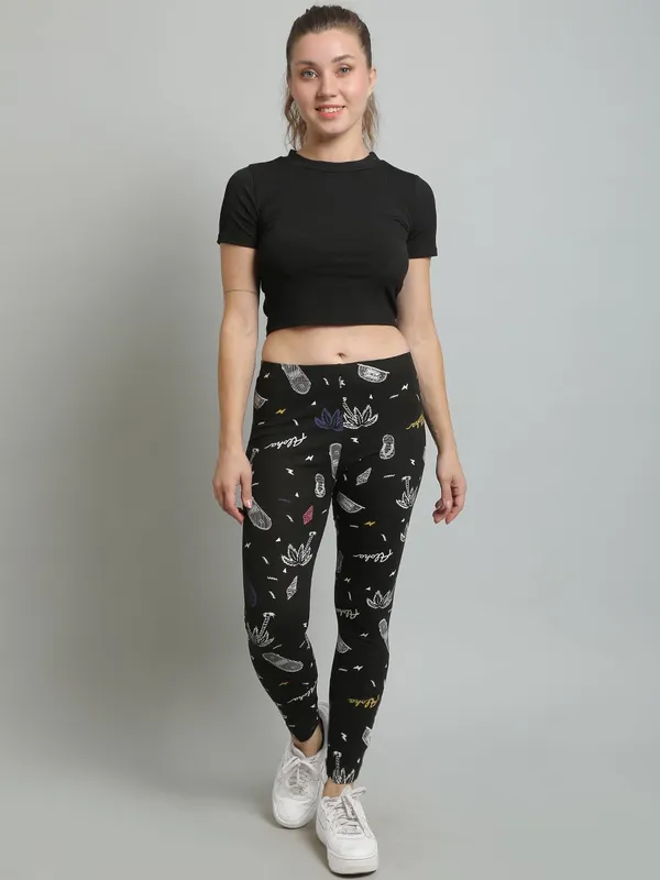 Black_Cotton_Abstract_Print_Imported_Regular_Fit_Leggings_For_Women