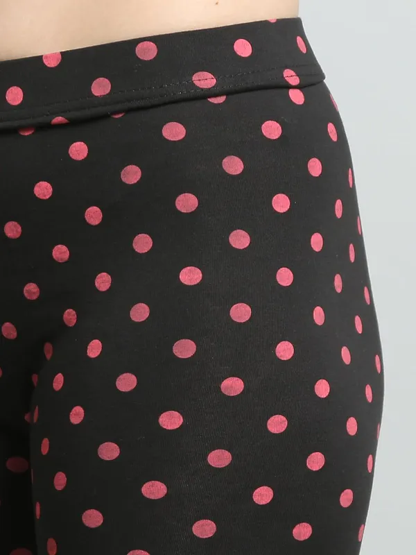 Black_Cotton_Dots_Print_Imported_Regular_Fit_Leggings_For_Women