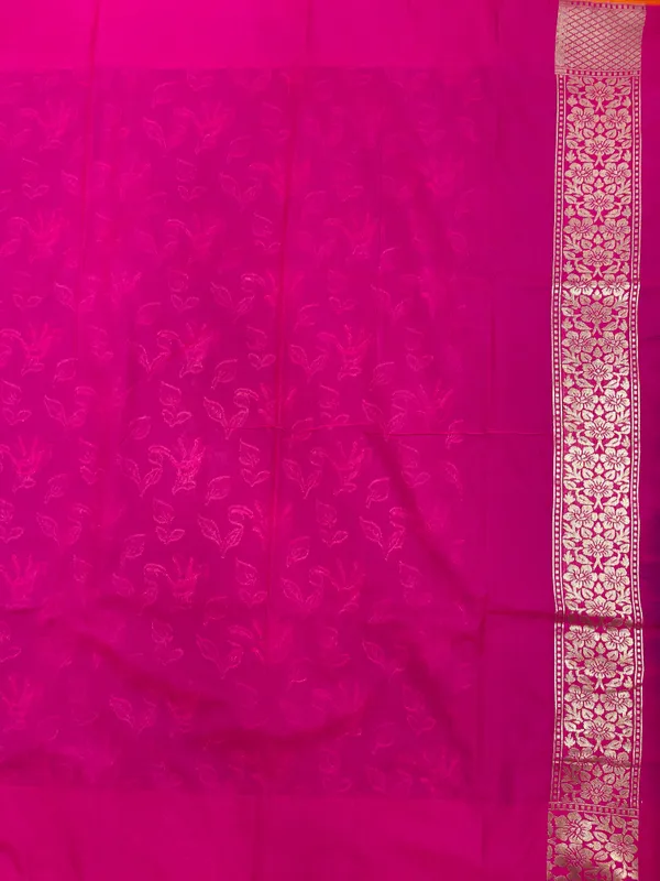 Humairah_Presents_Dark_Green_Katan_Silk_Zari_Floral_Mina_Boota_with_Contrast_Pink_Floral_Zari_Border_and_Pink_Blouse