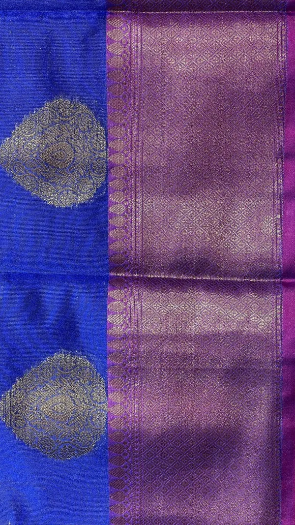 Humairah_Presents_Blue_Kanchi_Silk_Golden_Zari_Boota_with_Contrast_Magenta_Lachha_Zari_Border_and_Magenta_Blouse