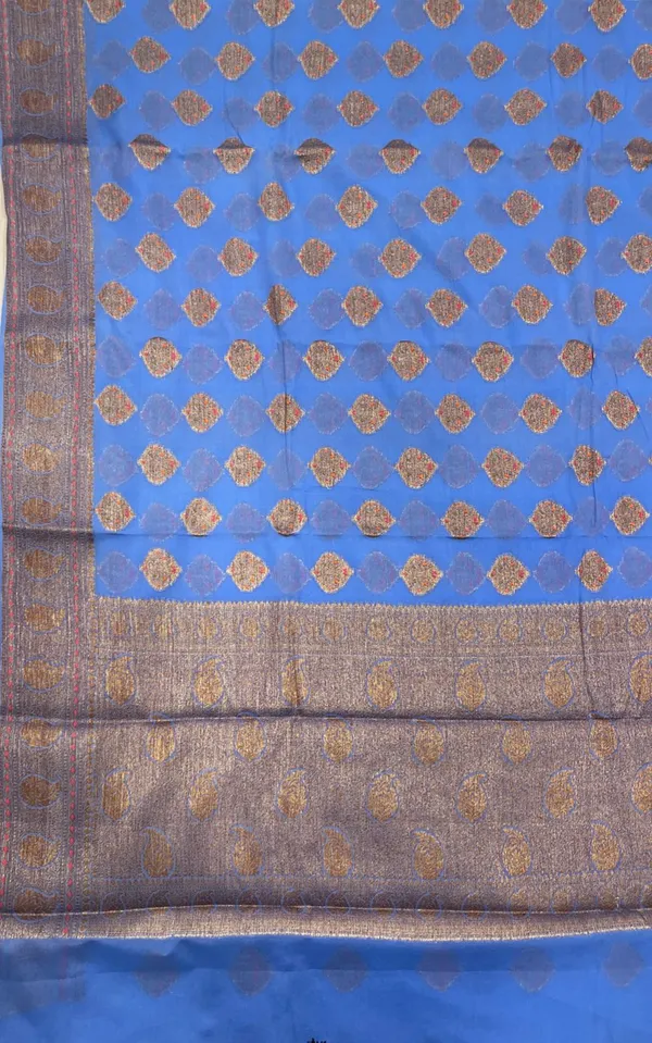 Humairah_Presents_Pure_Handloom_Blue_Chiffon_Floral_Mina_Copper_Zari_Booti_with_Paisley_Mina_Zari_Border_with_Blue_Blouse