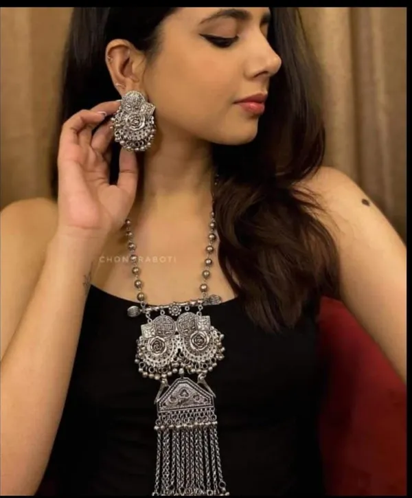 Oxidized_Silver_Tone_Necklace_set_with_Earrings_for_Women's