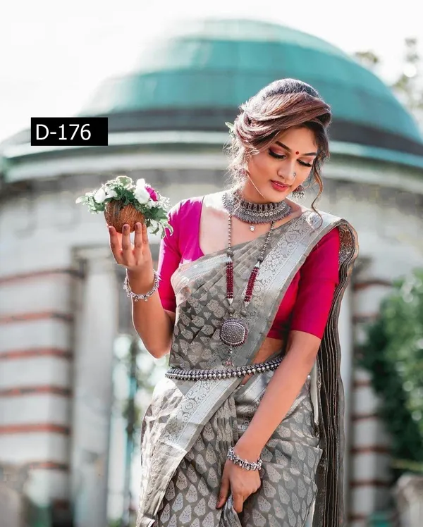 Grey_Woven_Kanjivaram_Silk_Saree_with_Saree_Cover