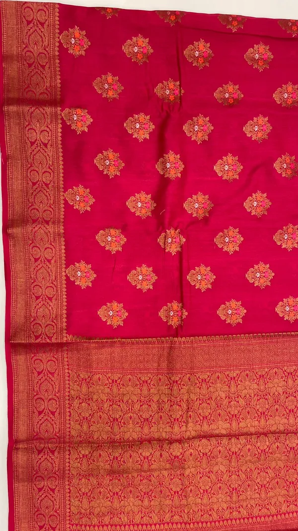Humairah_Pure_Handwoven_Red_Pure_Muga_Silk_Floral_Minakari_Zari_Boota_Small_Zari_Border_Banarasi_Saree_with_Red_Blouse_piece