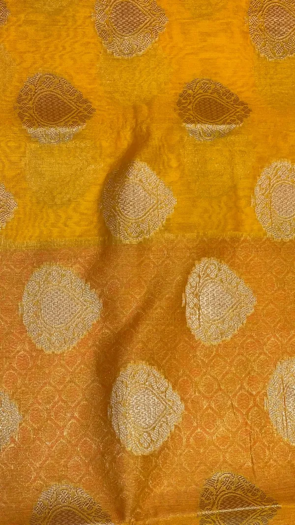 Gold_Matka_Silk/Silk_Blend_Banarasi_Sarees_For_Women