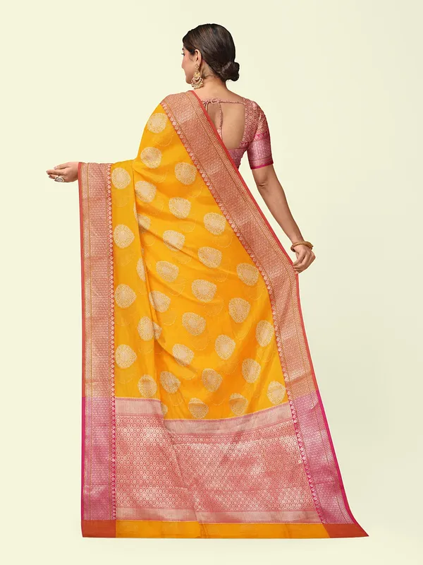Gold_Matka_Silk/Silk_Blend_Banarasi_Sarees_For_Women