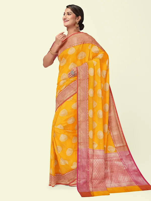 Gold_Matka_Silk/Silk_Blend_Banarasi_Sarees_For_Women