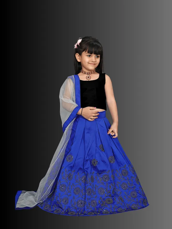 Girls_Lehenga_Choli_Ethnic_Wear_Embroidered_Lehenga_Choli
