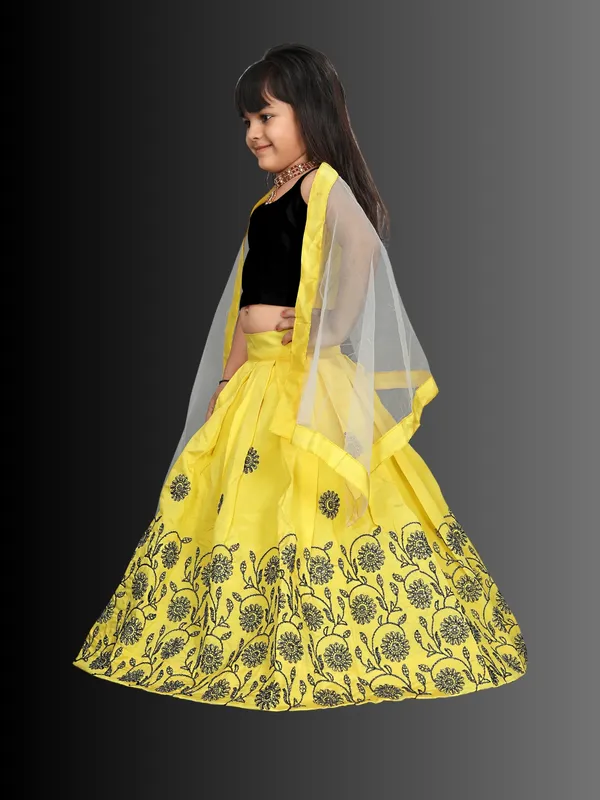 Yellow_Embroidered_Taffeta_silk_Stitched_Beautiful_Traditional_lehenga_choli_for_Baby_Girl