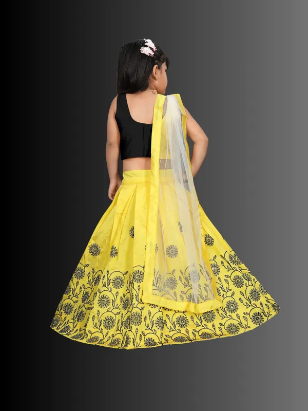 Yellow_Embroidered_Taffeta_silk_Stitched_Beautiful_Traditional_lehenga_choli_for_Baby_Girl