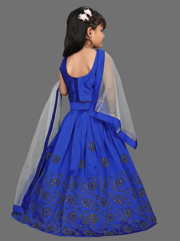 Girls_Lehenga_Choli_Ethnic_Wear_Embroidered_Lehenga_Choli