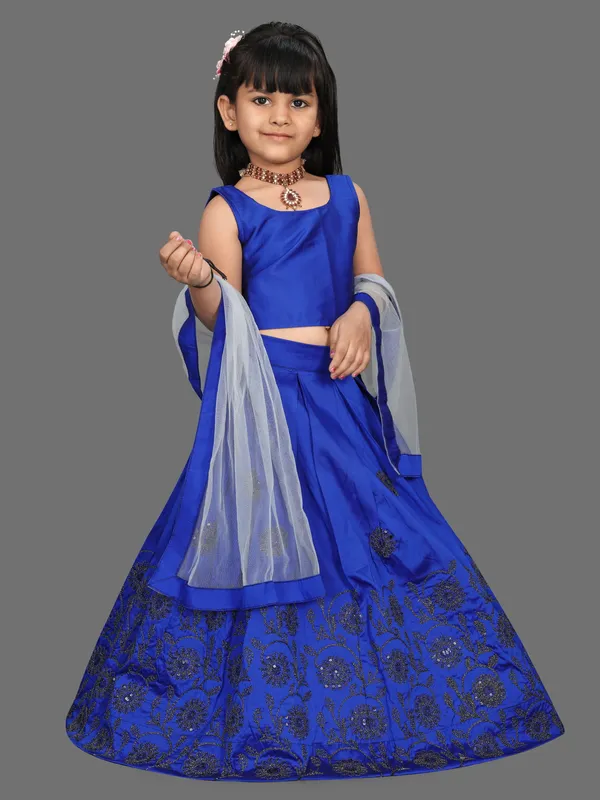 Girls_Lehenga_Choli_Ethnic_Wear_Embroidered_Lehenga_Choli
