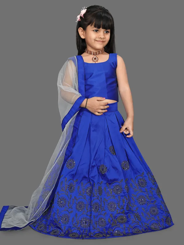 Girls_Lehenga_Choli_Ethnic_Wear_Embroidered_Lehenga_Choli