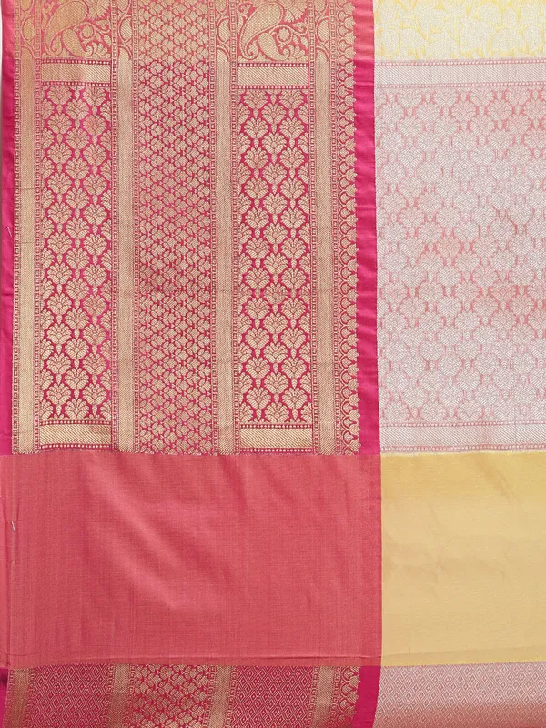 Gold_Kanchi_Silk/Brocade_Banarasi_Sarees_For_Women