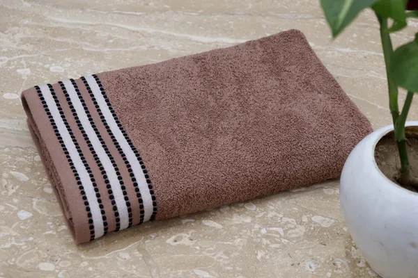 Luxury_Cube_Towels_for_Bath,_Towels_for_Bath_Large_Size_|_500_GSM_|_Bath_Towel_for_Men/Women,_Bathing_Towel,_Towels_for_Bath_Women/Men,_Terry_100%_Cotton_1Piece_Color_Brown_(Size_-70_Cm_X_140_Cm_)