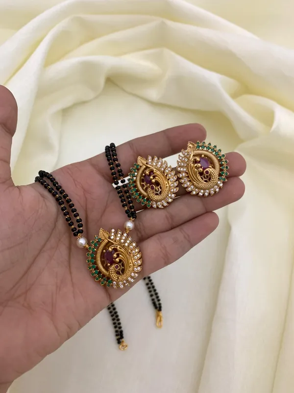 Peacock_Antique_Mangalsutra_Pendant