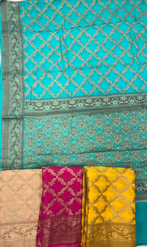 Humairah_Presents_Pure_Handwoven_Sea_Green_Chiffon_Kadiyal_Copper_Zari_Jaal_and_Resham_Mina_Zari_Boota_Pallu_with_Sea_Green_Blouse
