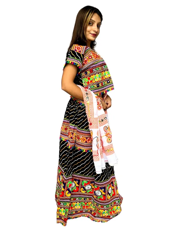 Black_Premium_Leriya_Pata_Handicraft_Traditional_Chaniya_Choli_Cotton_Umbrella_Style_With_Embroidery_Heavy_Kutchi_Work_For_Women_&_Girls