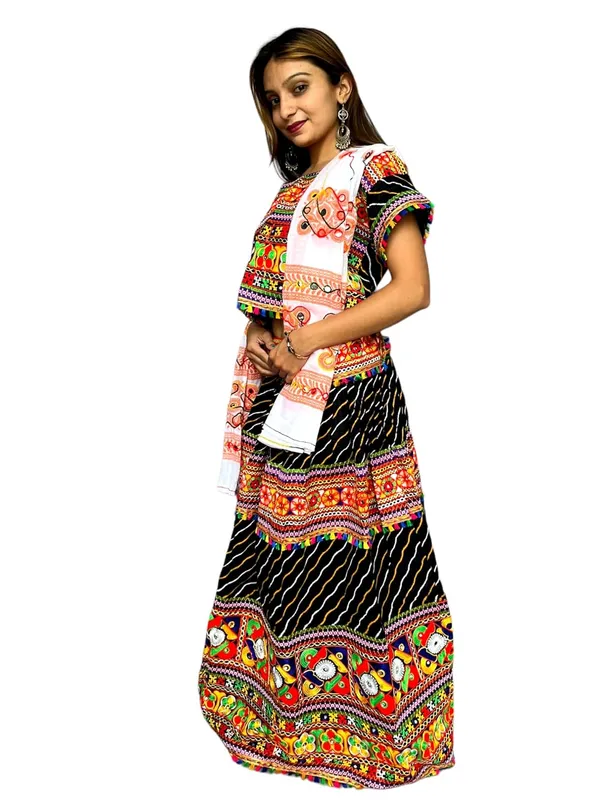 Black_Premium_Leriya_Pata_Handicraft_Traditional_Chaniya_Choli_Cotton_Umbrella_Style_With_Embroidery_Heavy_Kutchi_Work_For_Women_&_Girls