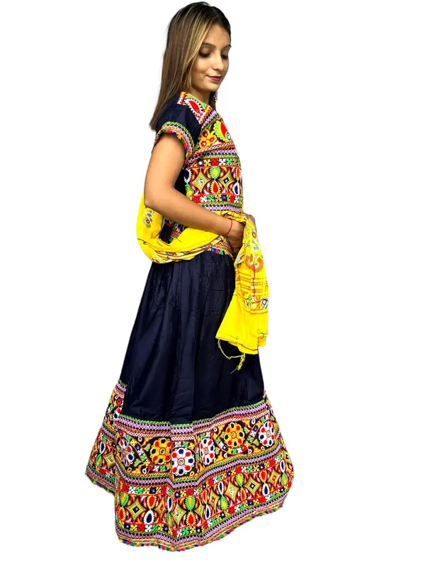 Multicolor_Premium_Plain_Handicraft_Traditional_Chaniya_Choli_Cotton_Umbrella_Style_With_Embroidery_Heavy_Kutchi_Work_For_Women_&_Girls