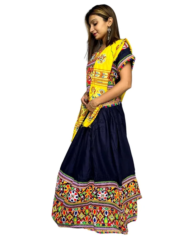 Multicolor_Premium_Plain_Handicraft_Traditional_Chaniya_Choli_Cotton_Umbrella_Style_With_Embroidery_Heavy_Kutchi_Work_For_Women_&_Girls