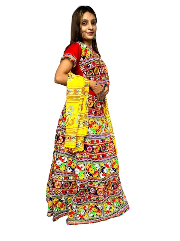 Multicolor_Premium_Handicraft_Traditional_Chaniya_Choli_Cotton_Umbrella_Style_With_Embroidery_Heavy_Kutchi_Work_For_Women_&_Girls