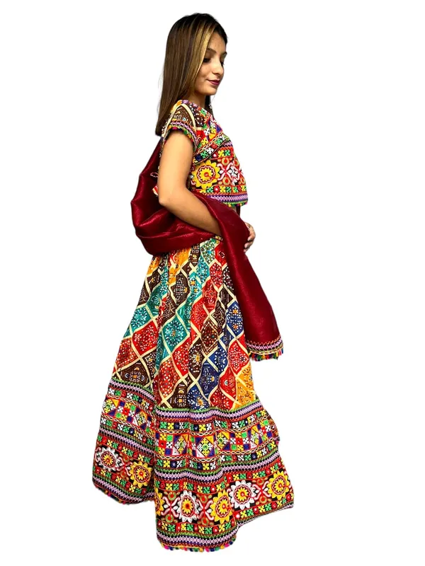Maroon_Premium_Handicraft_Traditional_Chaniya_Choli_Cotton_Umbrella_Style_With_Embroidery_Heavy_Kutchi_Work_For_Women_&_Girls