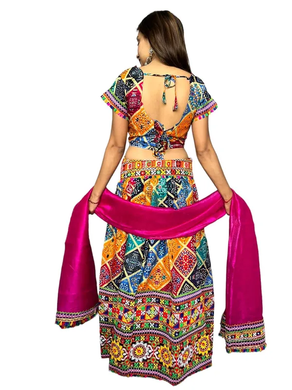 Pink_Premium_Handicraft_Traditional_Chaniya_Choli_Cotton_Umbrella_Style_With_Embroidery_Heavy_Kutchi_Work_For_Women_&_Girls
