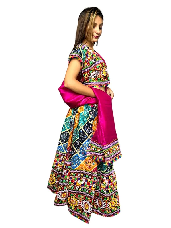 Pink_Premium_Handicraft_Traditional_Chaniya_Choli_Cotton_Umbrella_Style_With_Embroidery_Heavy_Kutchi_Work_For_Women_&_Girls