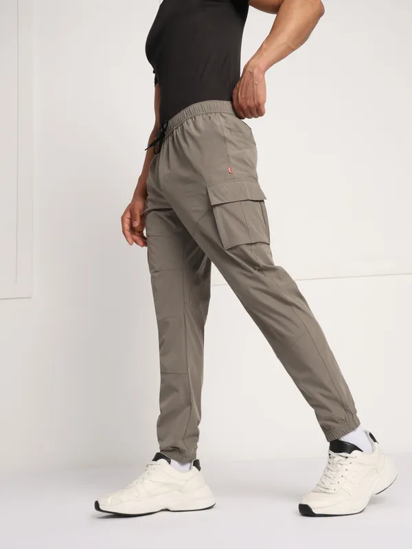 Pace_International_Apex_Cargo_for_Men