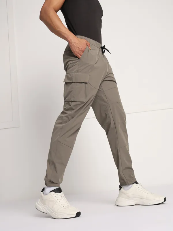 Pace_International_Apex_Cargo_for_Men