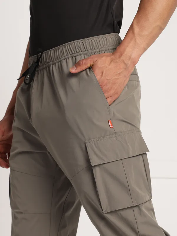 Pace_International_Apex_Cargo_for_Men