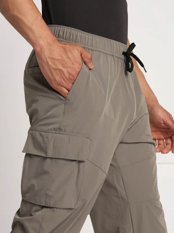 Pace_International_Apex_Cargo_for_Men