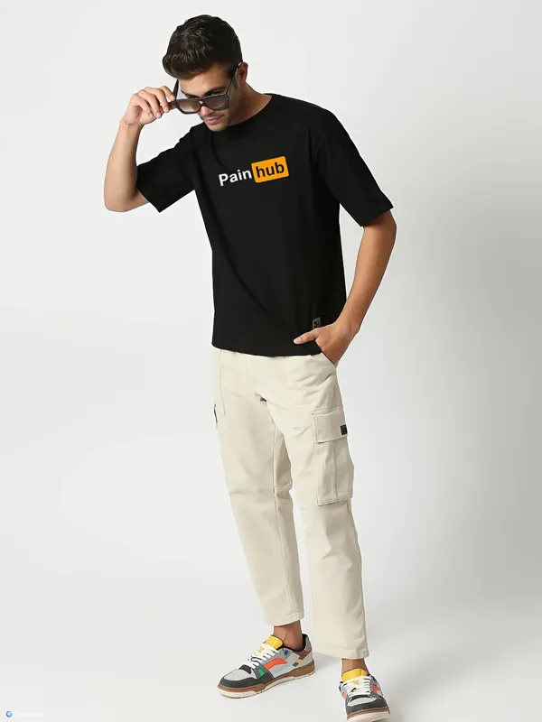 Black_Oversized_Printed_Half_Sleeve_Cotton_T-Shirt_For_Men