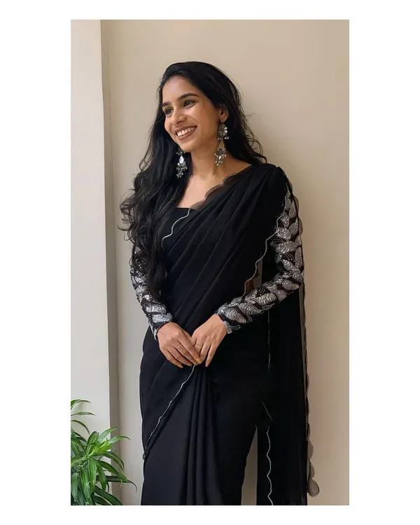 Black_Soft_Georgette_Embroidered_Saree