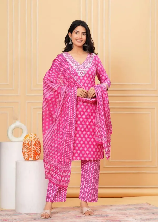 Pink_Cotton_Kurta_Pant_And_Dupatta_Set_For_Women