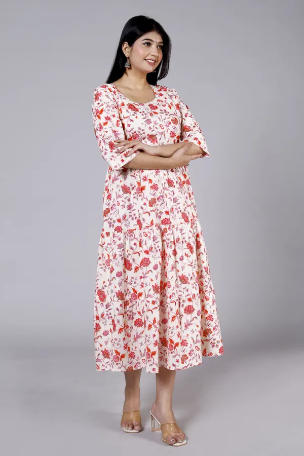 White_&_Pink_Cotton_Blend_Kurta_For_Women