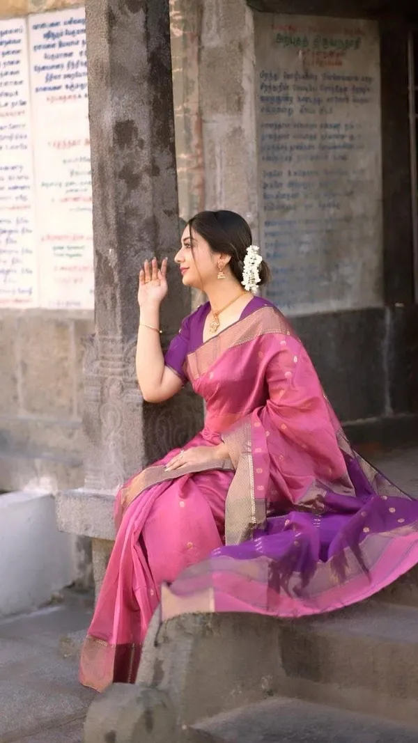 Lavender_Zari_Party_Wear_Saree_With_Blouse_For_Women