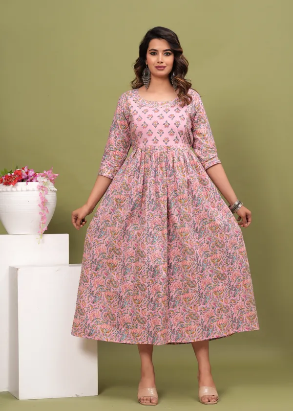 Pink_Blossom_Sparsh_Cotton_Maternity_And_Feeding_Gown