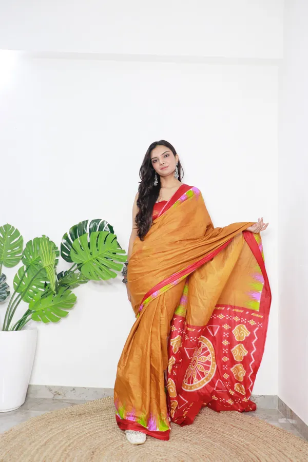 Ikkat_Print_Pure_Soft_Cotton_saree_With_Blouse_Piece