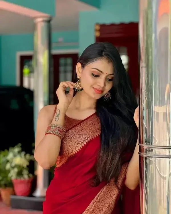 Maroon_Soft_Banarasi_Silk_Saree